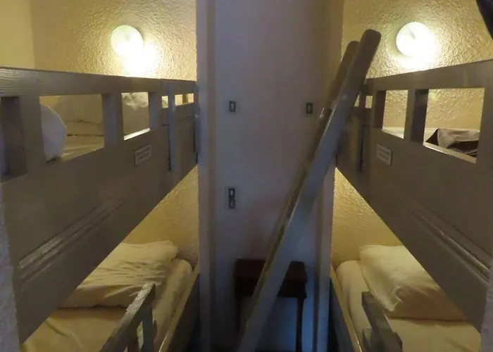 4 Personnes En Centre-ville Proche Des Thermes - Fr-1-234-287 Appartamento Cauterets